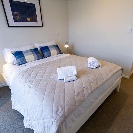 City Lights Retreat With Carpark 2 Bed 2 Bath Christchurch Kültér fotó