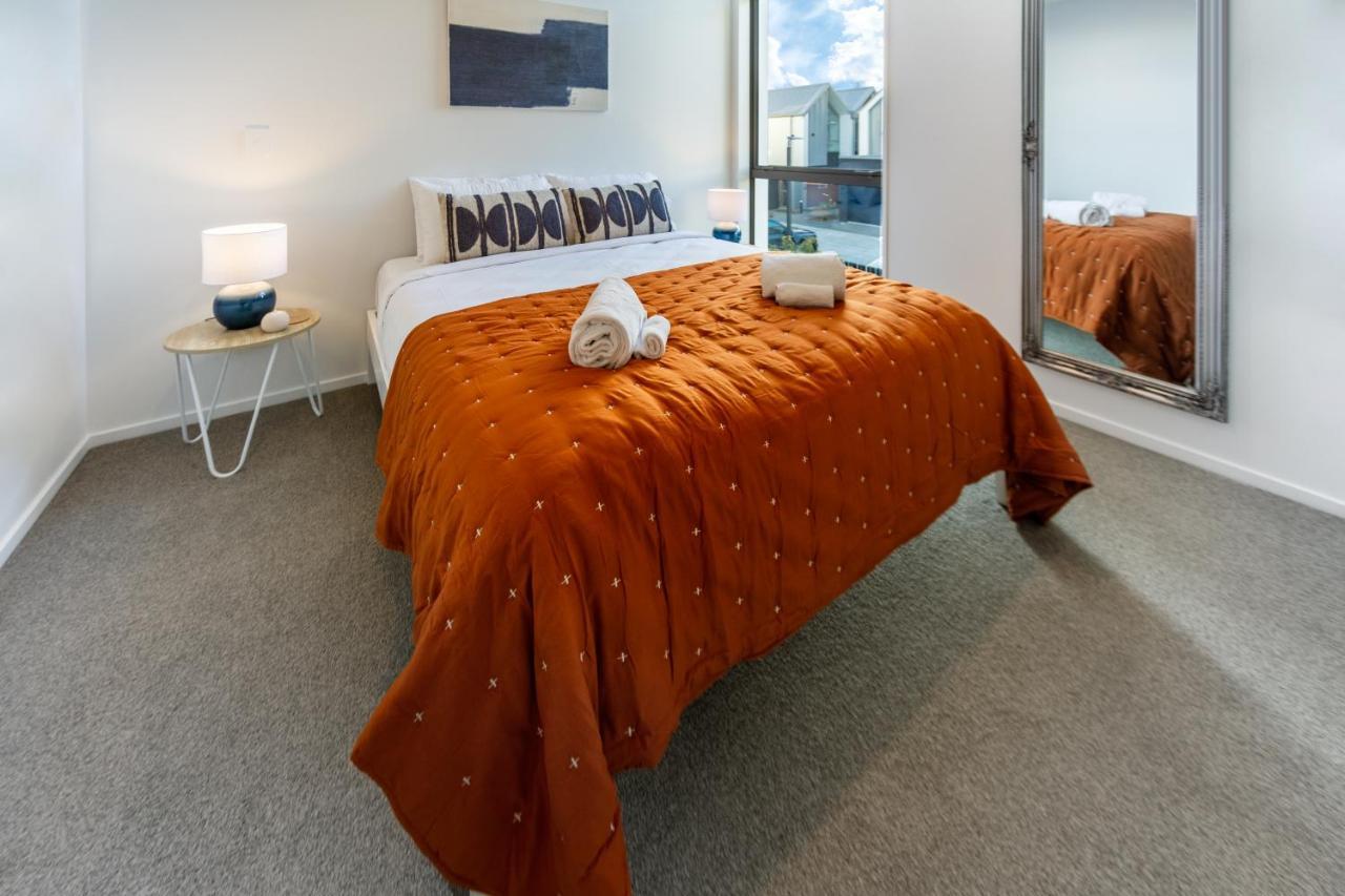 City Lights Retreat With Carpark 2 Bed 2 Bath Christchurch Kültér fotó