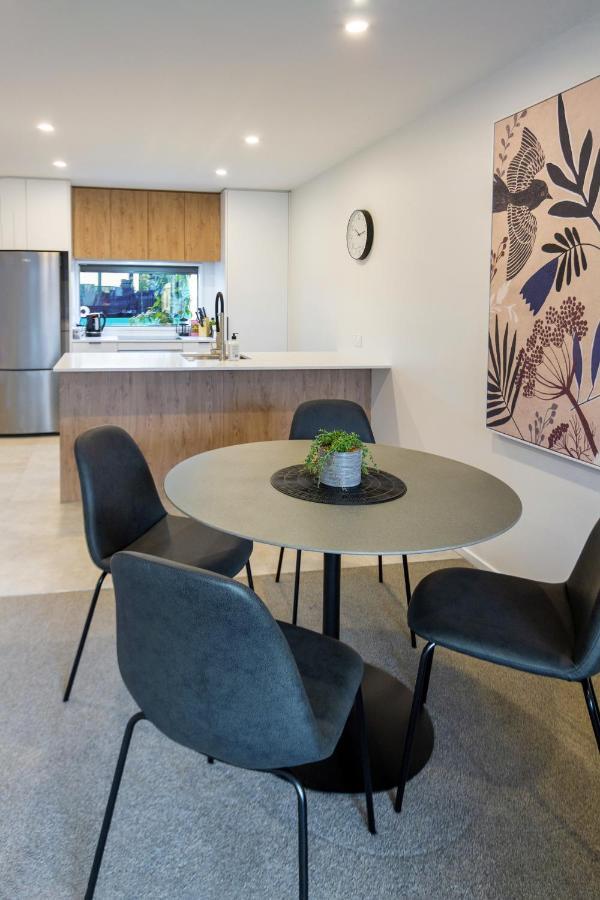 City Lights Retreat With Carpark 2 Bed 2 Bath Christchurch Kültér fotó