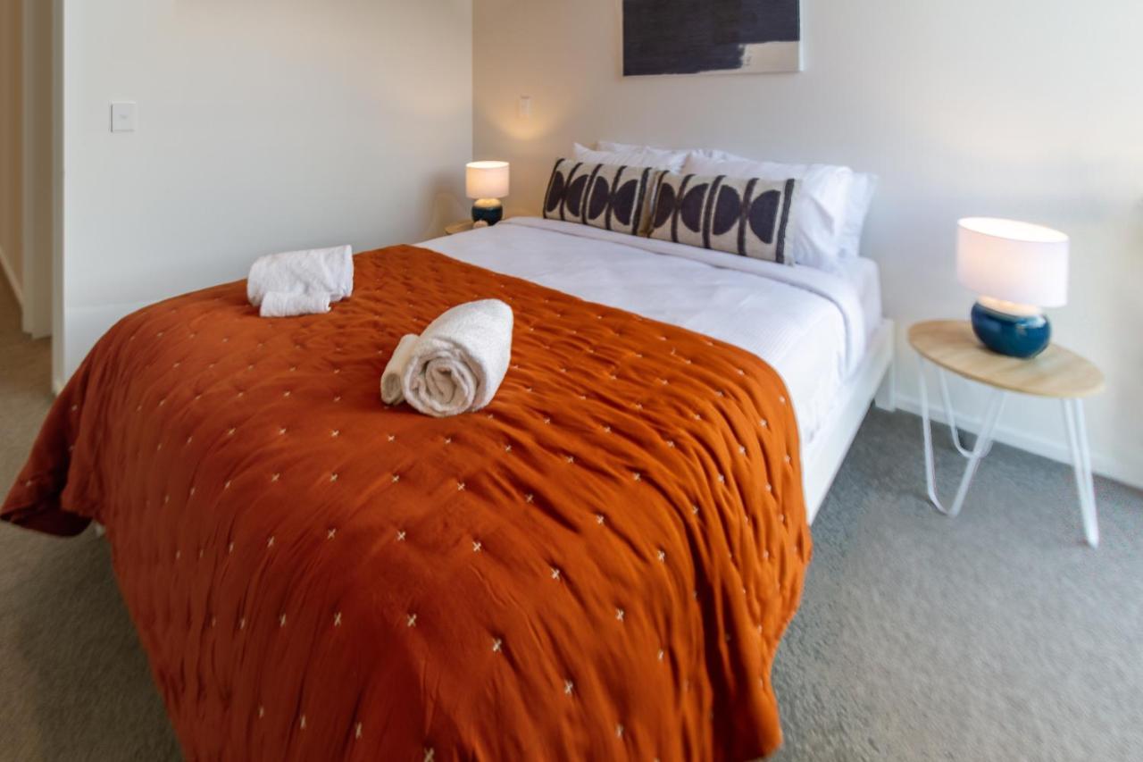 City Lights Retreat With Carpark 2 Bed 2 Bath Christchurch Kültér fotó