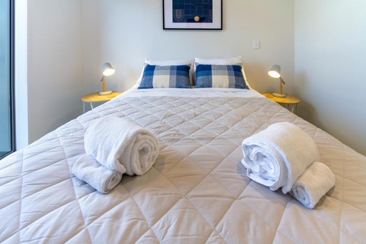 City Lights Retreat With Carpark 2 Bed 2 Bath Christchurch Kültér fotó