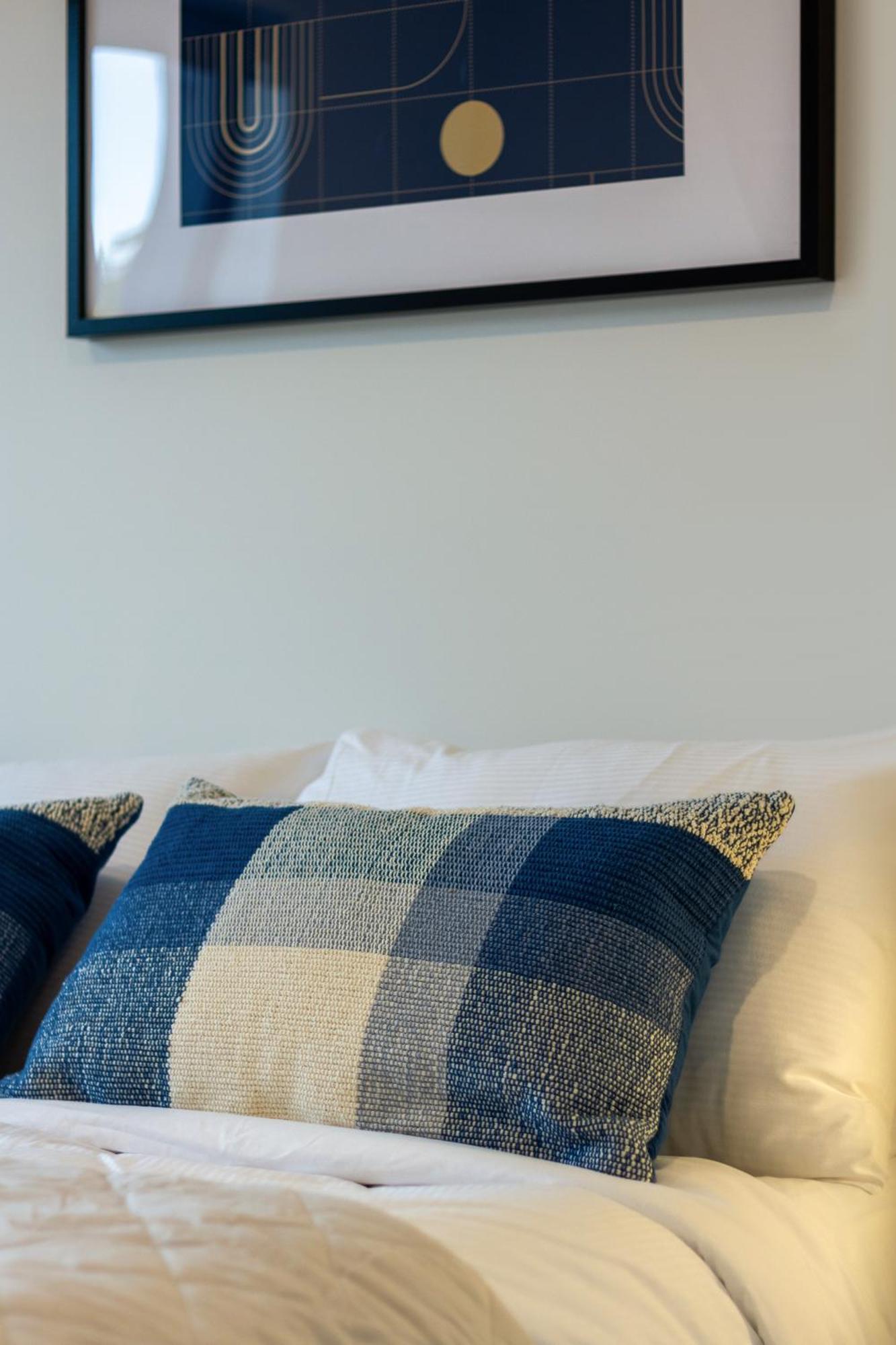 City Lights Retreat With Carpark 2 Bed 2 Bath Christchurch Kültér fotó